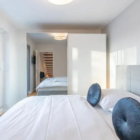 Lägenhet Penthouse Tine *